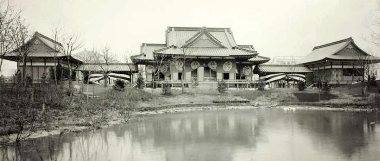 The Japanese Ho-o-den pavilion on a wooded island at the World's Columbian Exposition, Chicago, 1893 (Source: World's Columbian Exposition Photographs by C. D. Arnold, 1891-1894, The Art Institute of Chicago.