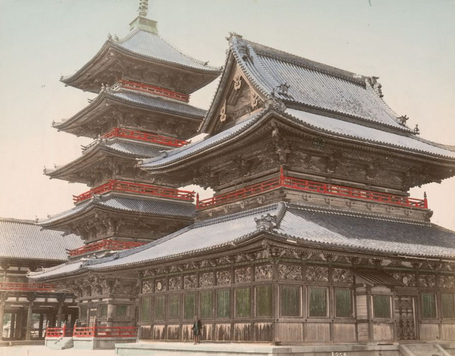 Ten-noji Temple at Osaka. Kimbei, Kusakabe. c.1880s. Source: The New York Public Library Digital Collections