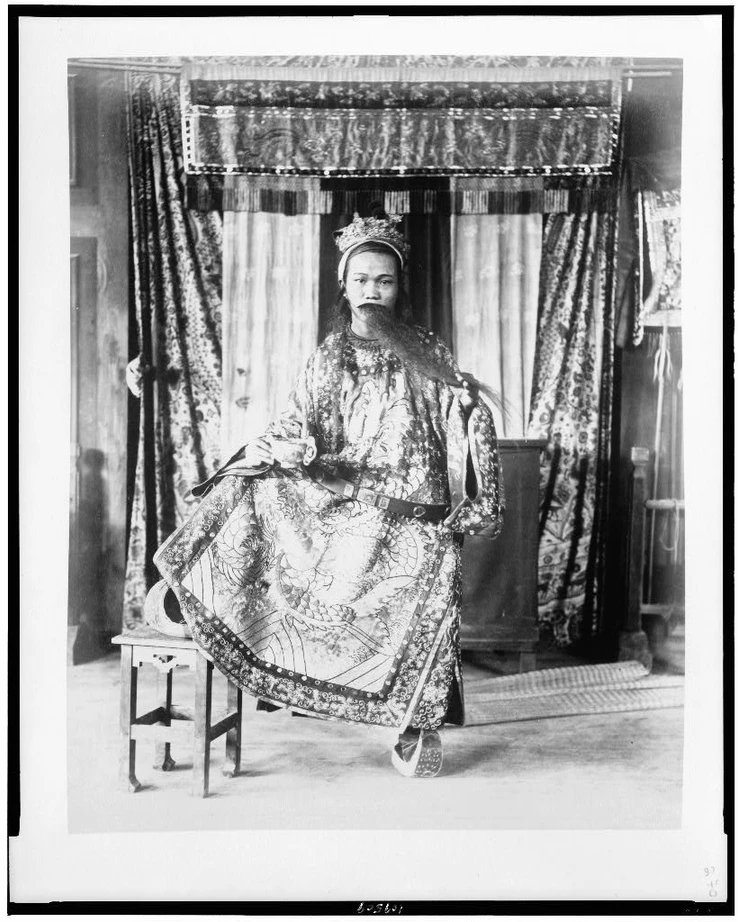 Actor, from Theatre Annamite, full-length portrait, in costume, Paris Exposition, 1889 (Source: Library of Congress, Prints and Photographs  LC-USZ62-109509)