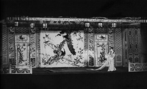 Florence Vandamm, Chinese stage design with Mei Lanfang in the role of the Goddess.